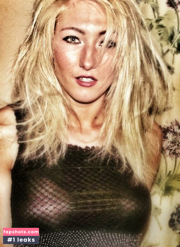 Stevie Louise Dent gallery photo #10