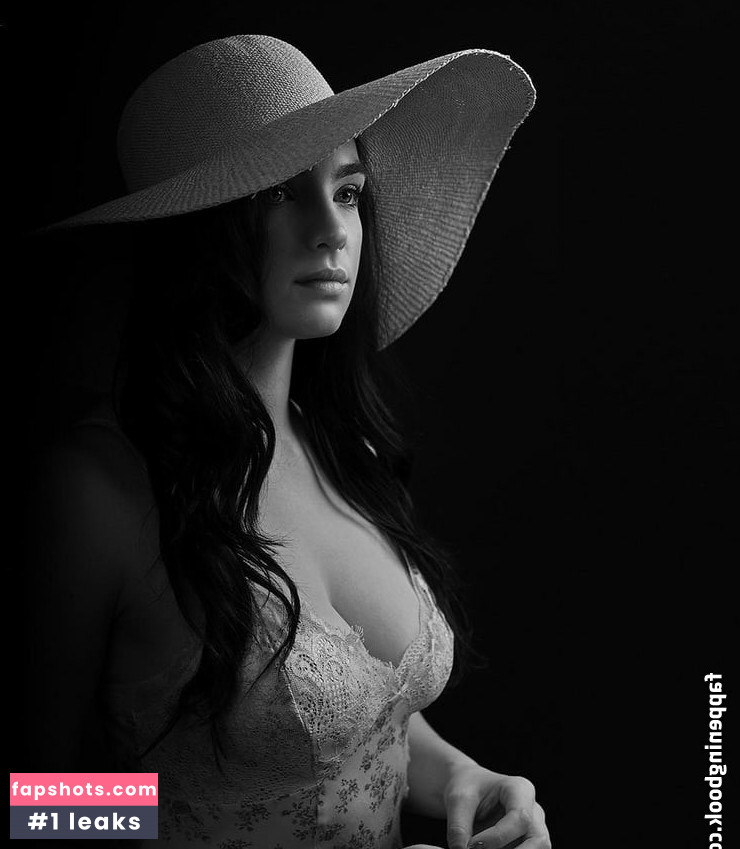 Stevie Lynn Jones gallery photo #36