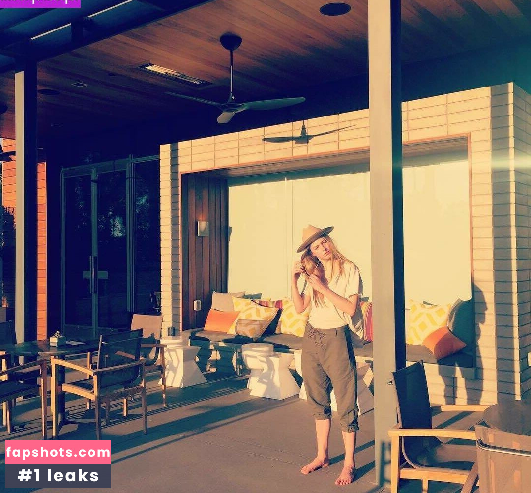 Stevie Wynne Levine Nahé úniky fotek pouze od fanoušků #9 - Fapshots