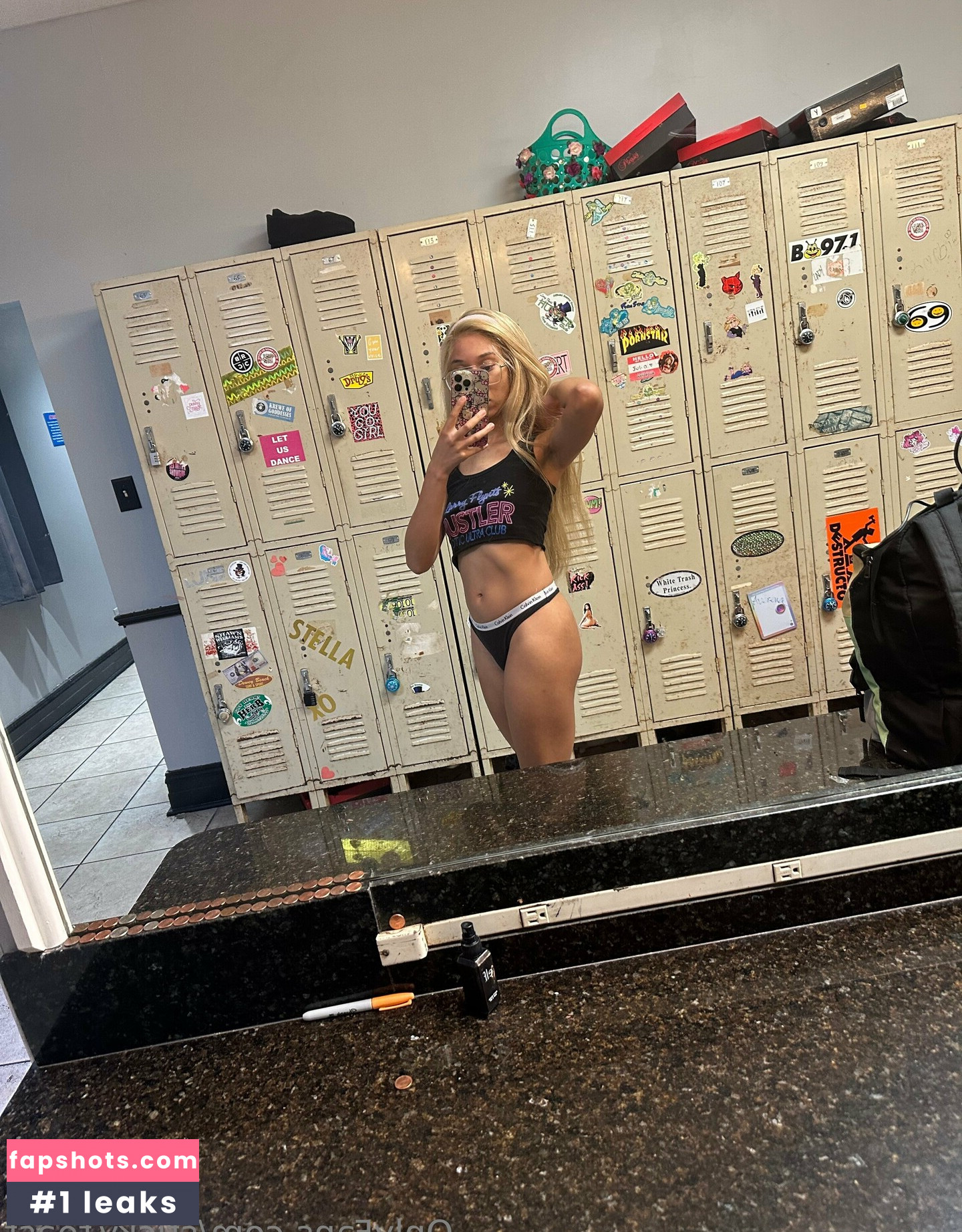 sticky.toast gallery photo #2