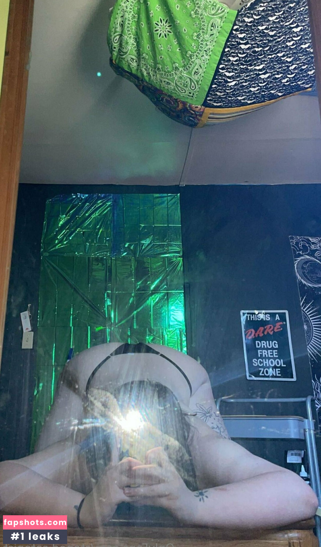 stoned.satanist gallery photo #8