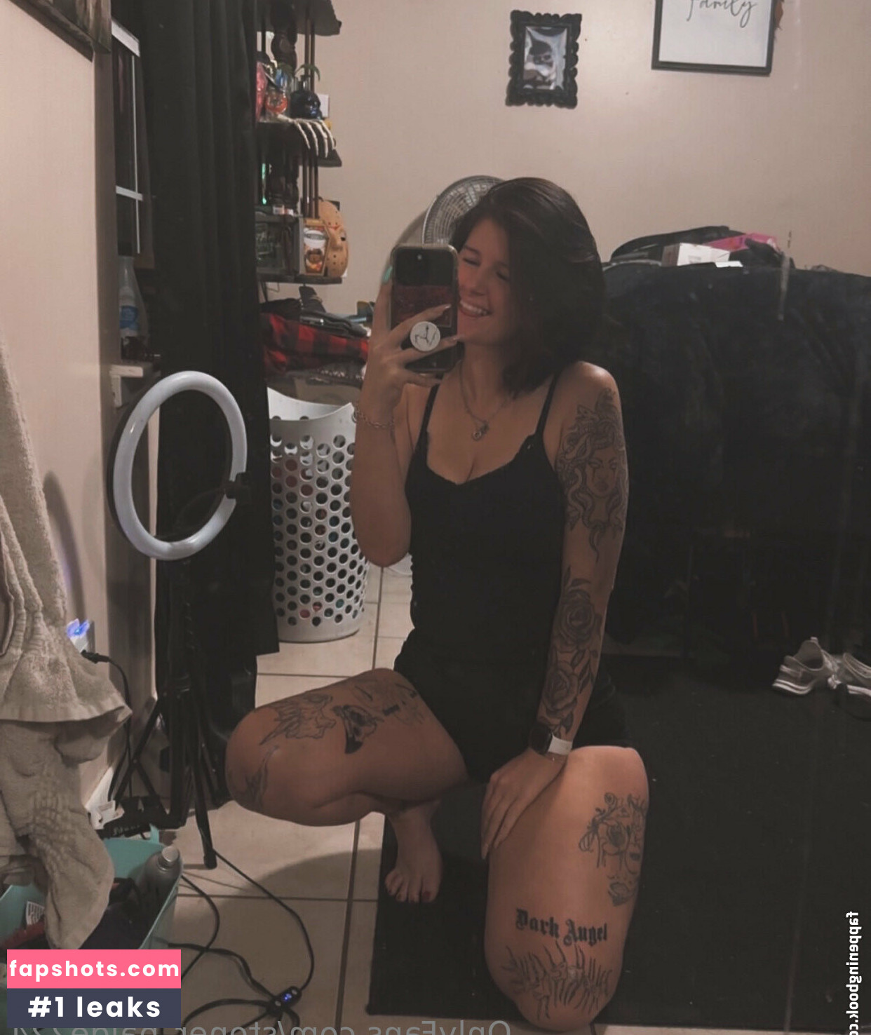 stoner_paige224 Nude Leaks OnlyFans Photos #2 - LeakJerk