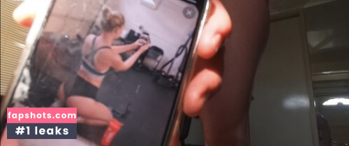 STPeach (Social) Nahé úniky fotek pouze od fanoušků #2 - Fapshots