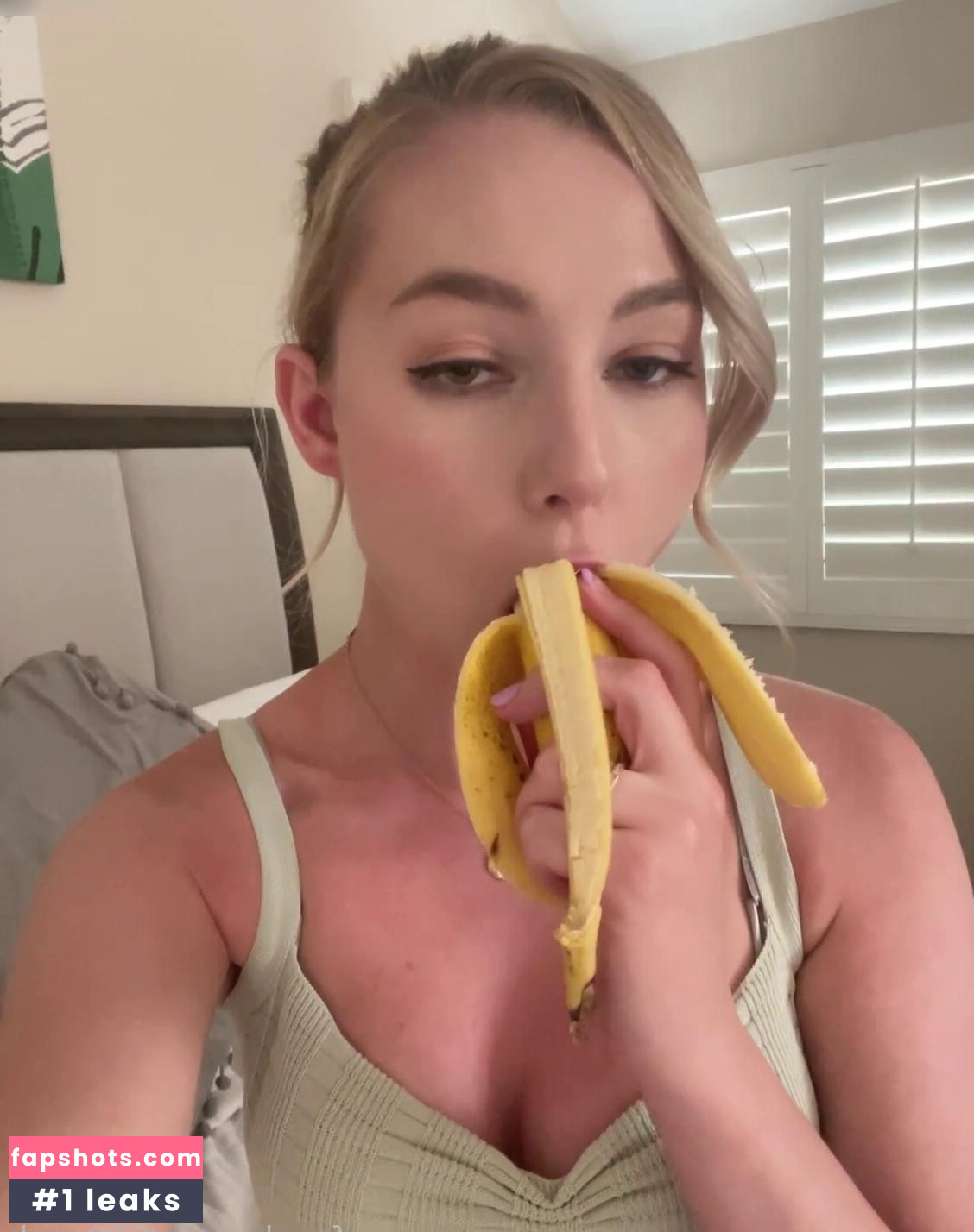 STPeach gallery photo #41