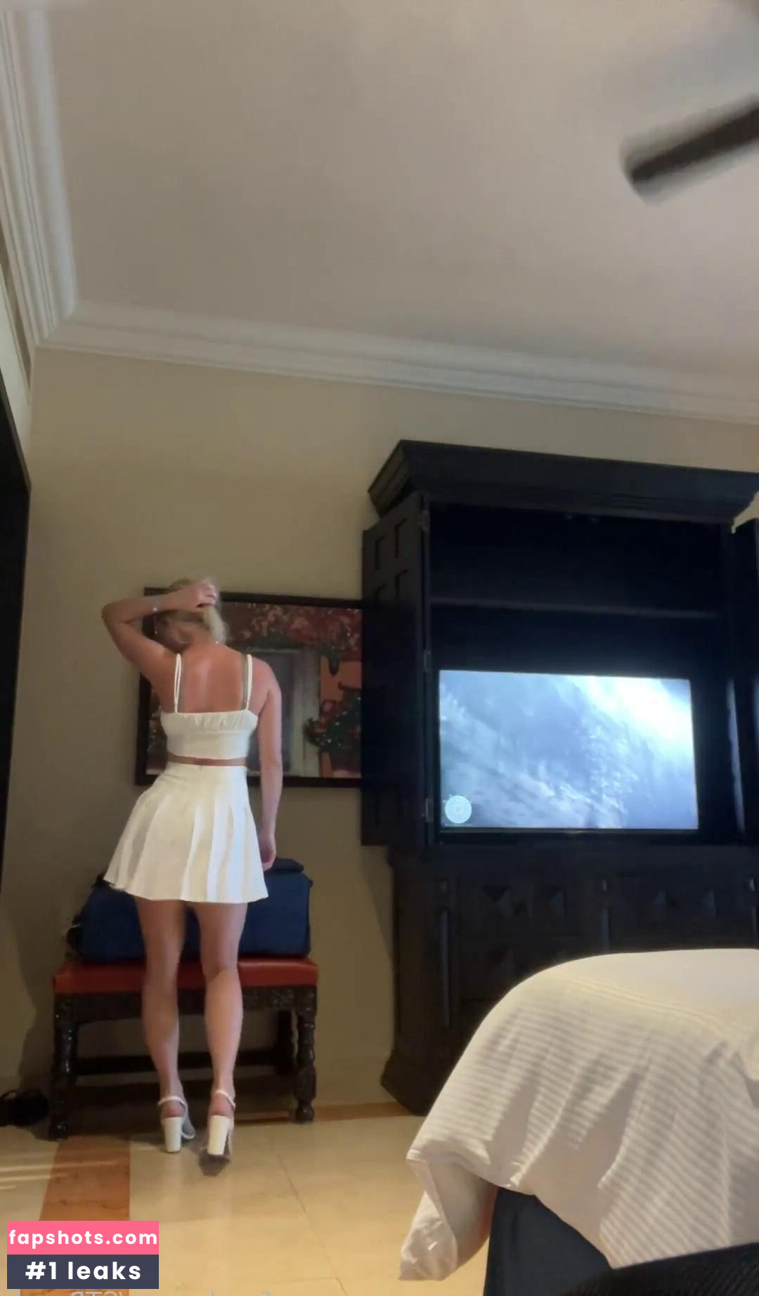 STPeach gallery photo #51