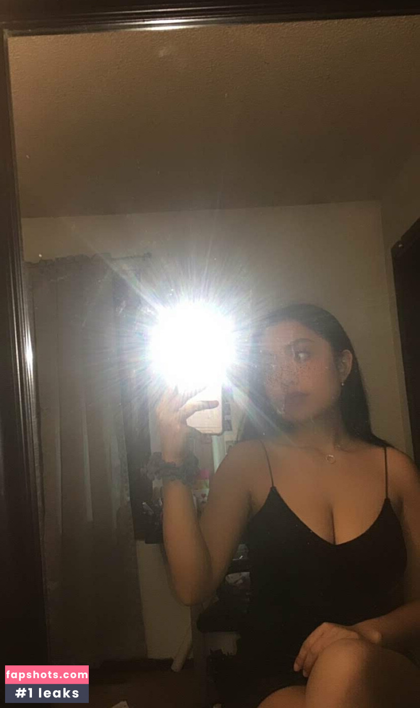 str6wberrry gallery photo #3