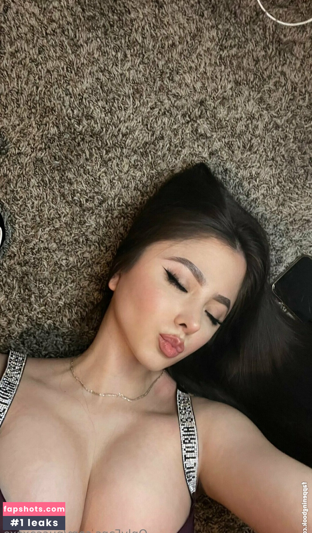 Strawberry_Muffin gallery photo #16