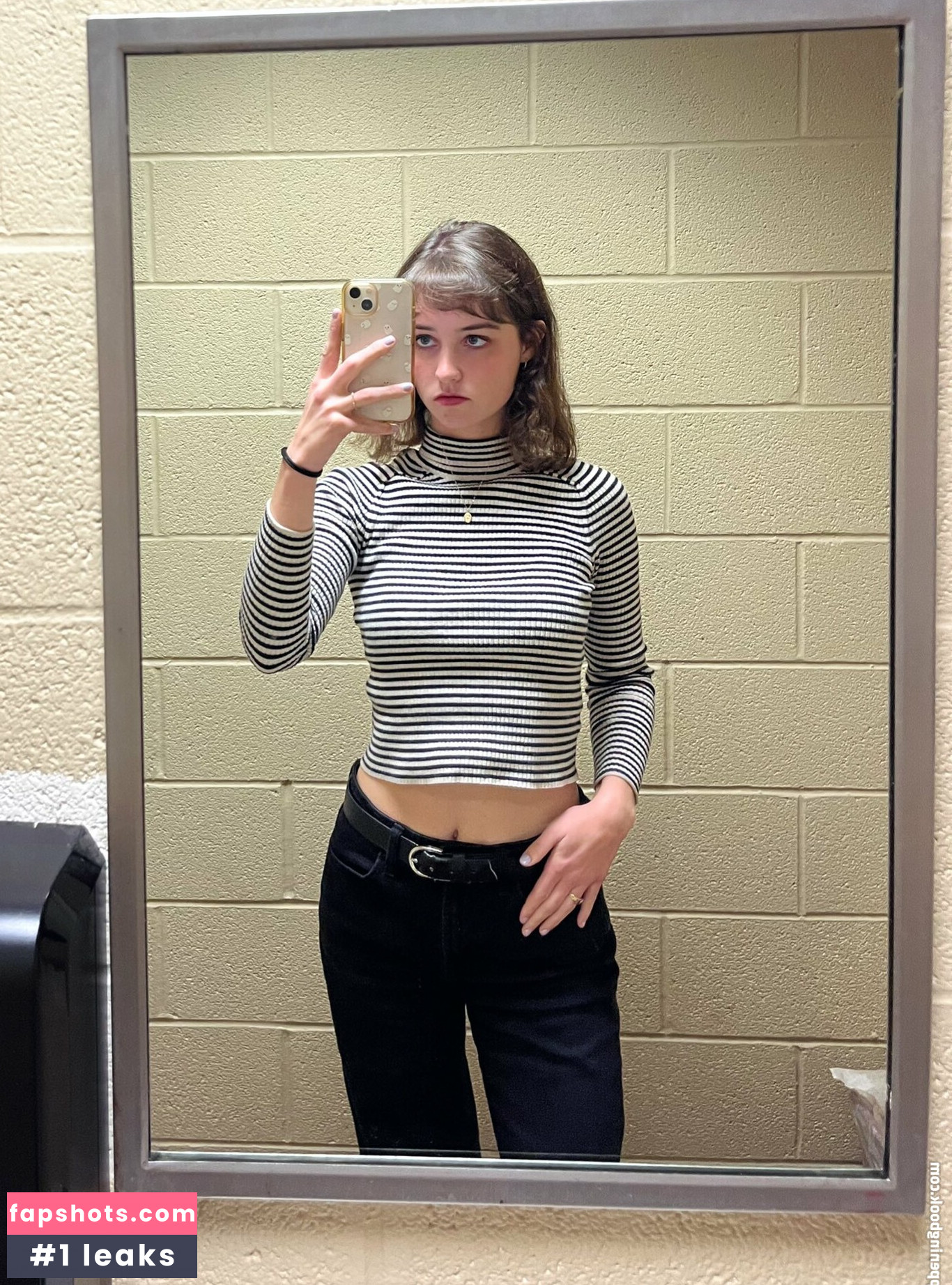 Strawberry Shortcvnt nude babe gallery