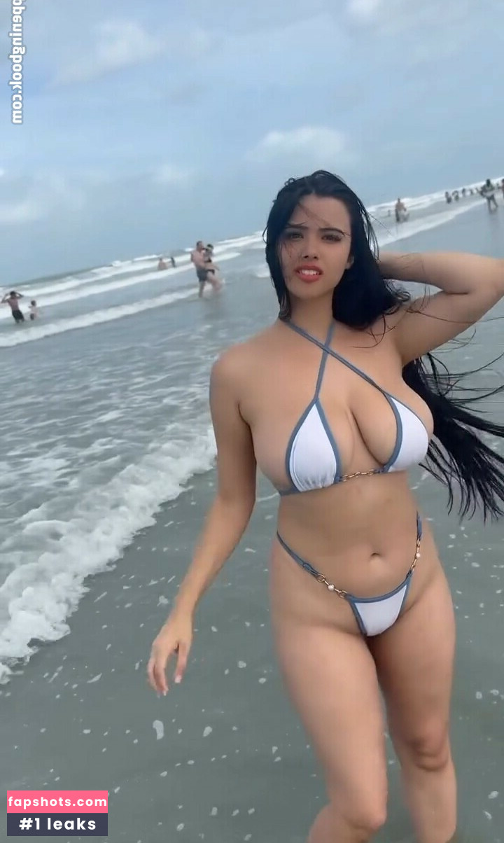 Strawberrytabby gallery photo #47