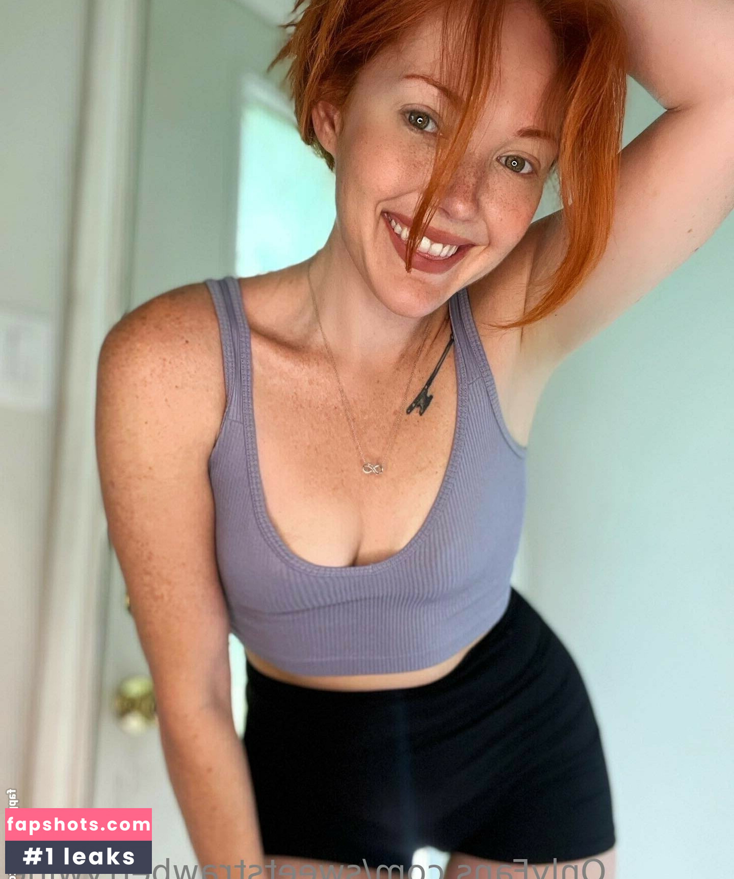 Strawberrywine gallery photo #6