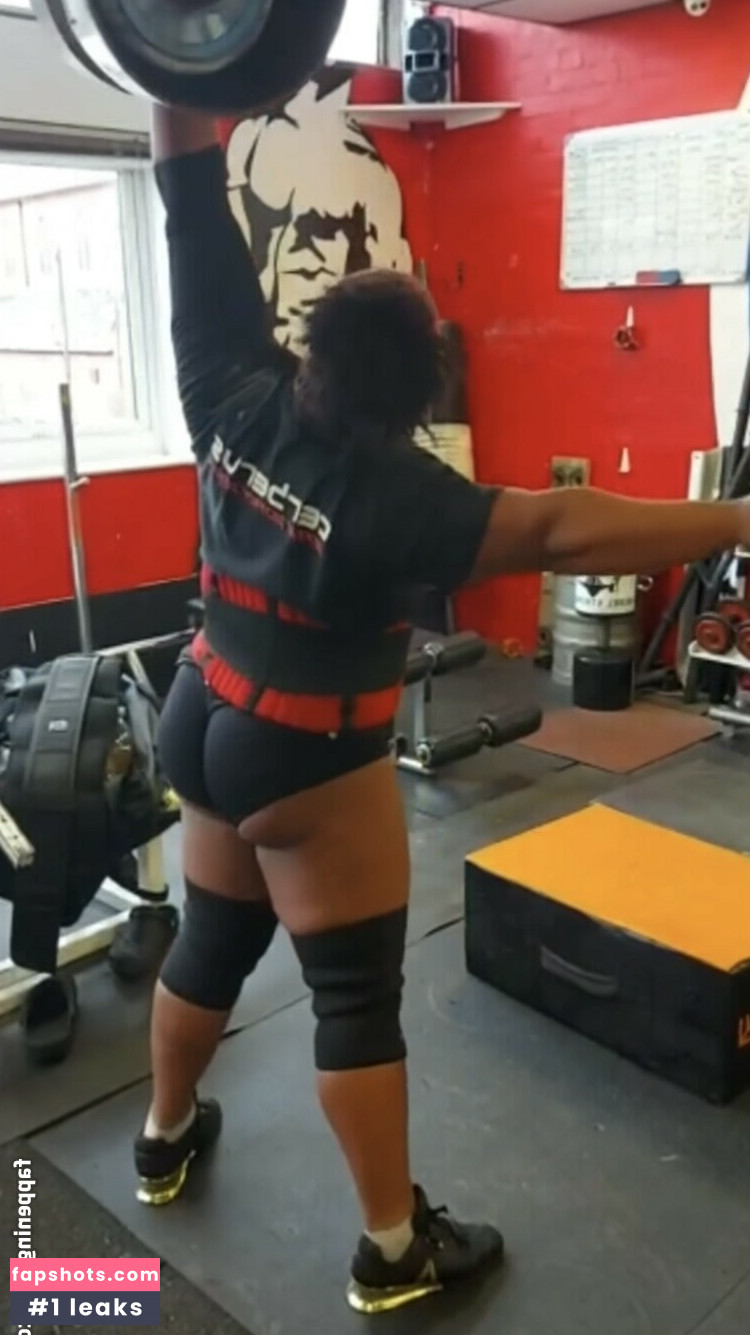 StrongWomen gallery photo #9