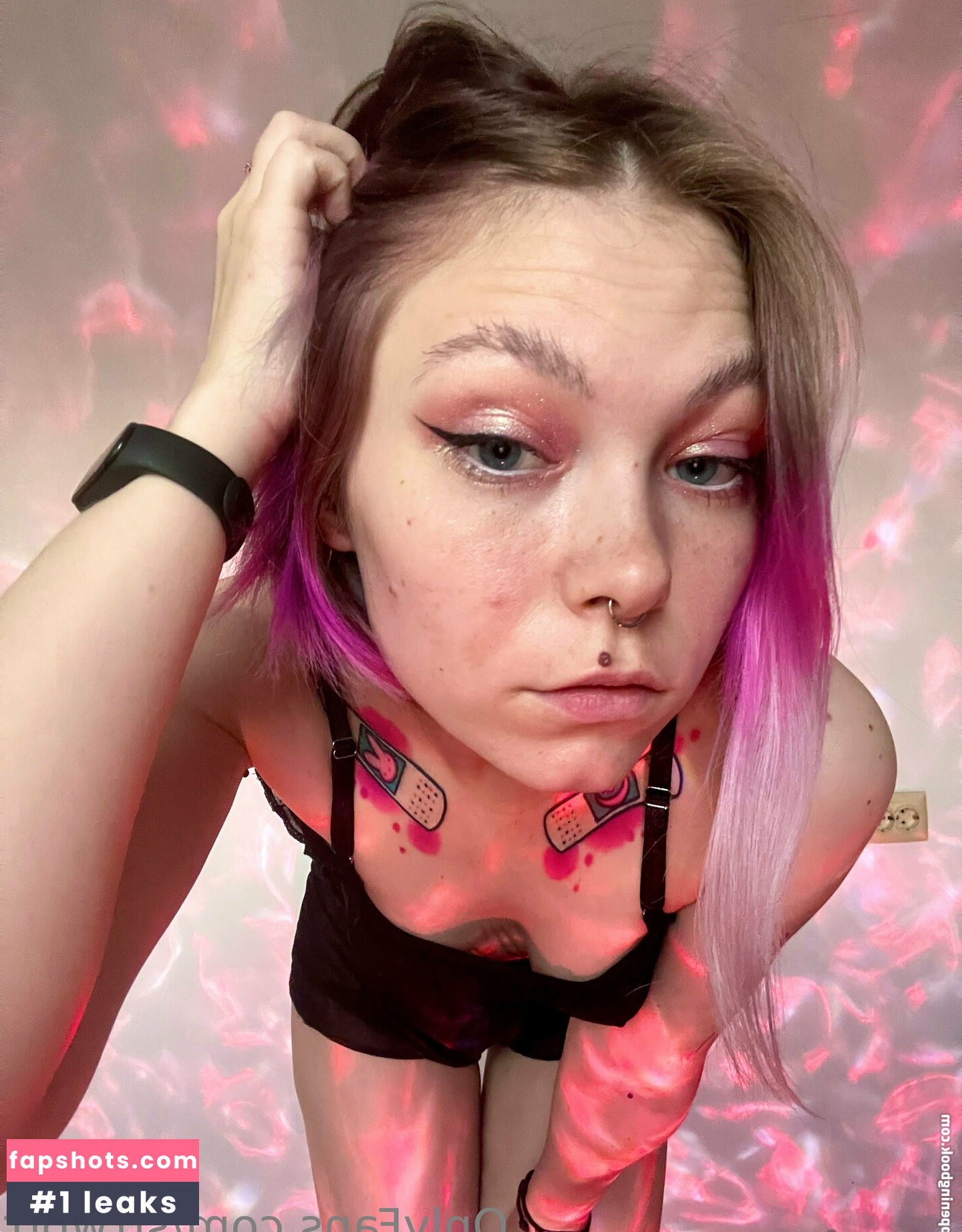 strwbrr gallery photo #4