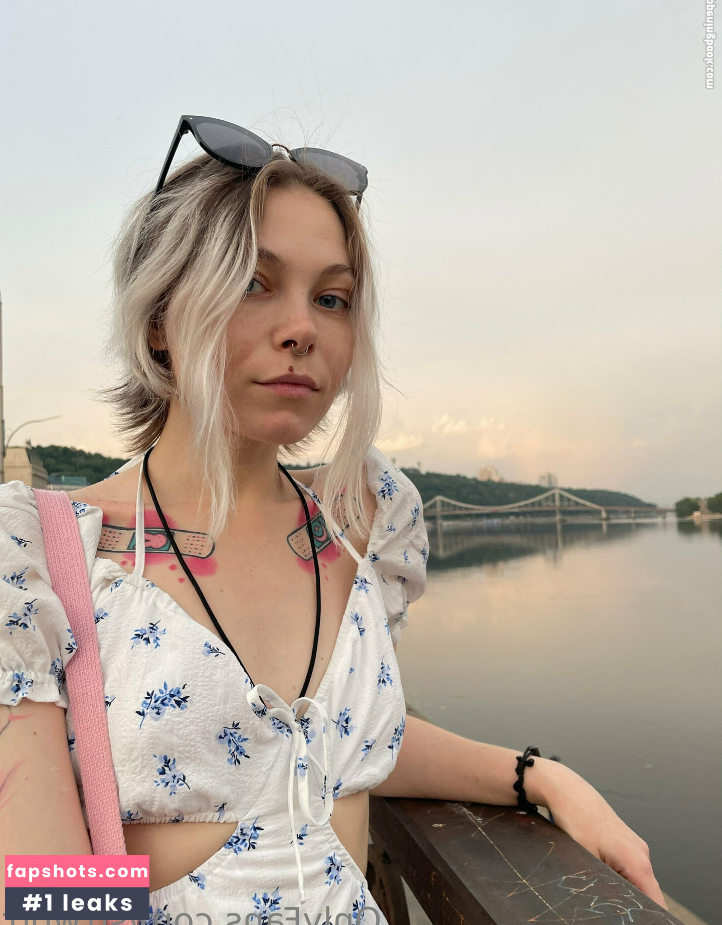 strwbrr gallery photo #35