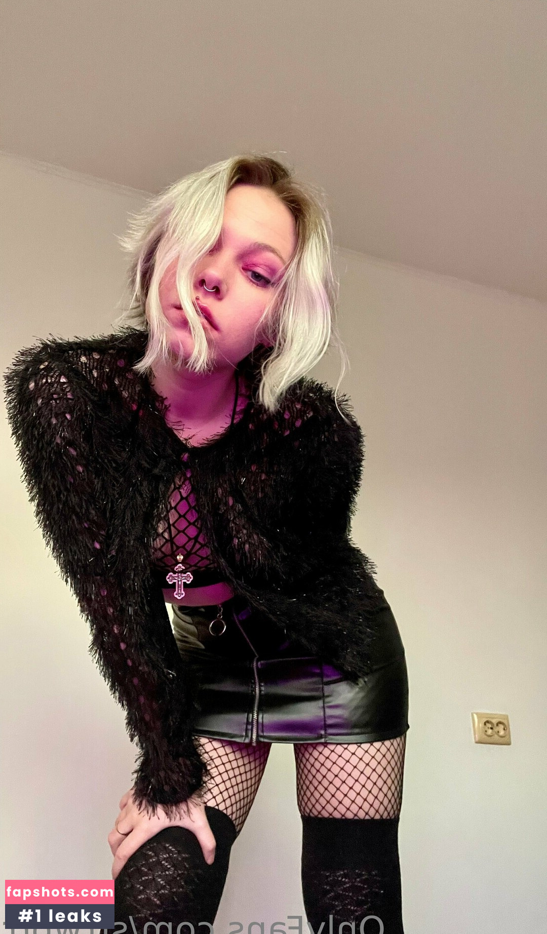 strwbrr gallery photo #49