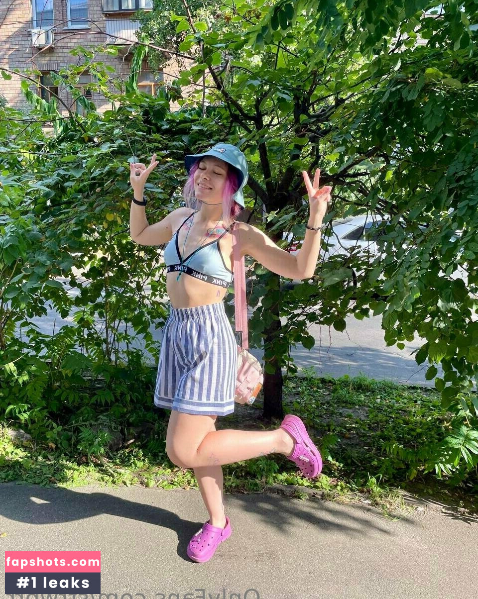 strwbrr gallery photo #9