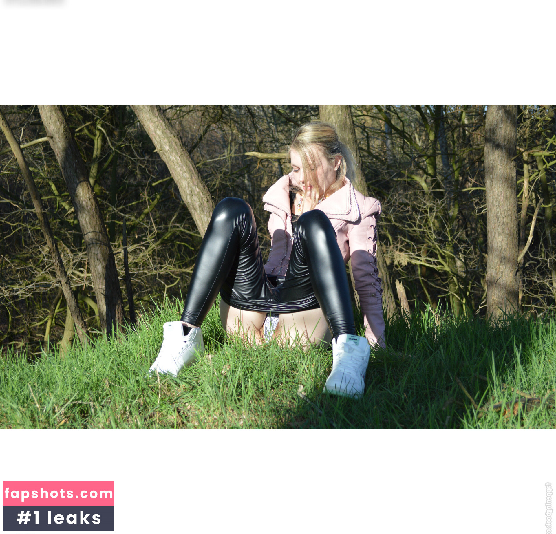 Studentgirl420 gallery photo #3