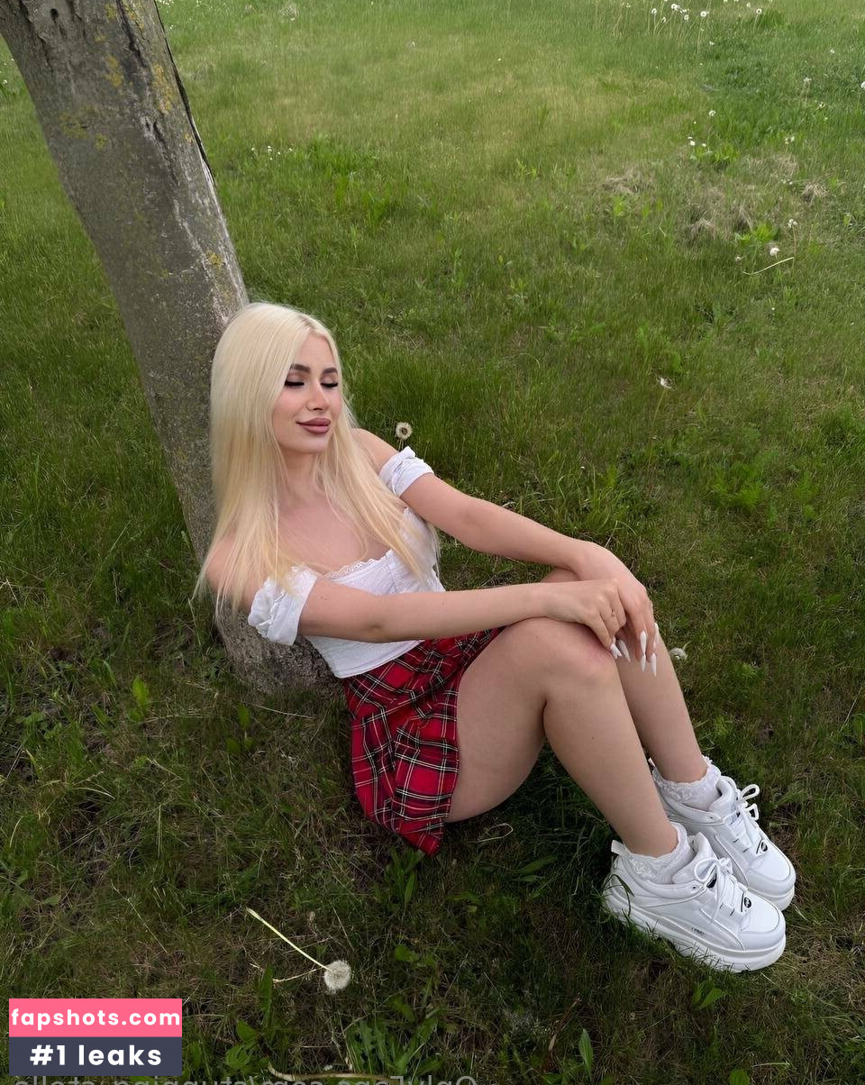 stunning_stella gallery photo #8