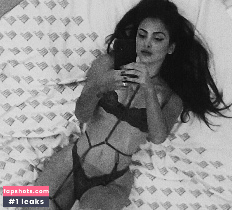 Sua Latina gallery photo #41