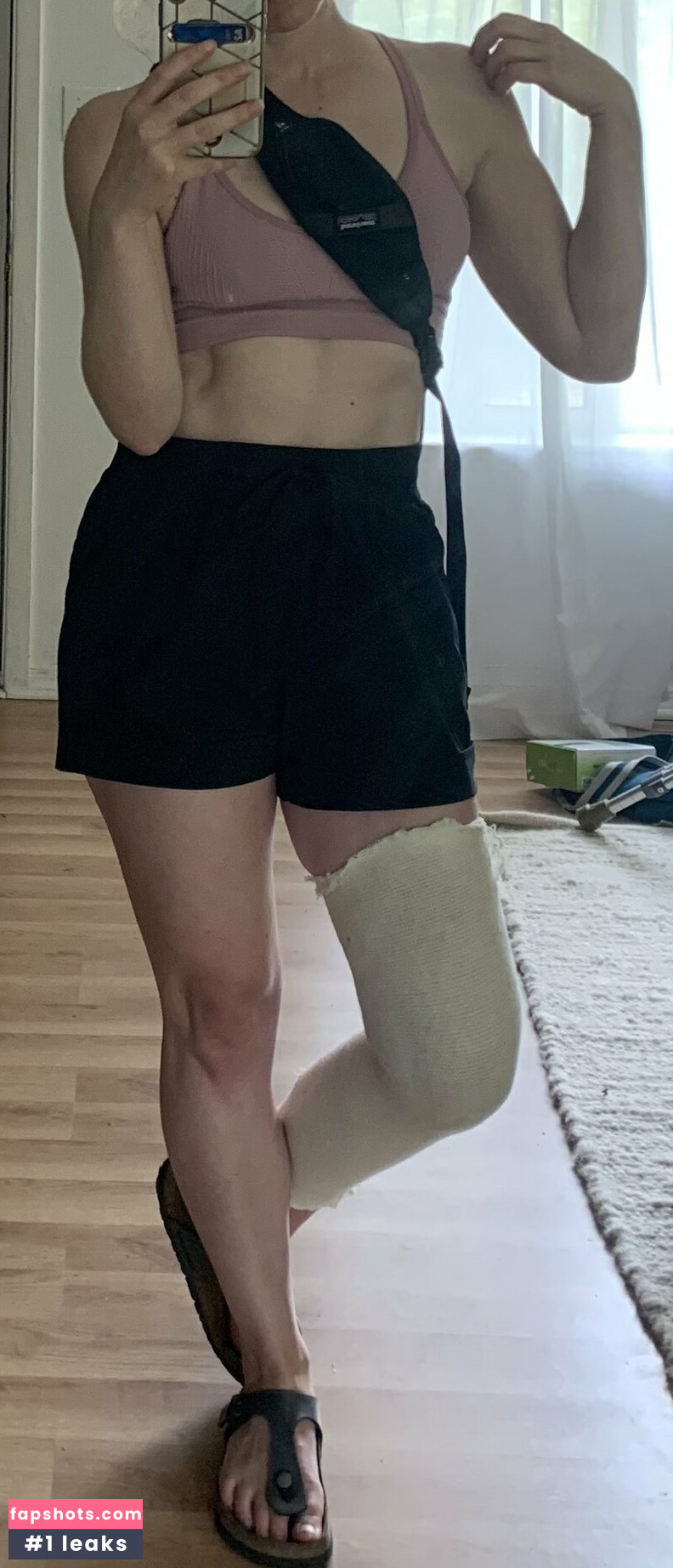 submissive-gigi gallery photo #17