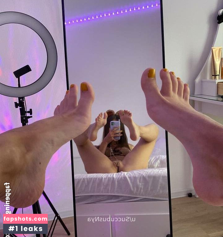 SuccubusNya gallery photo #15