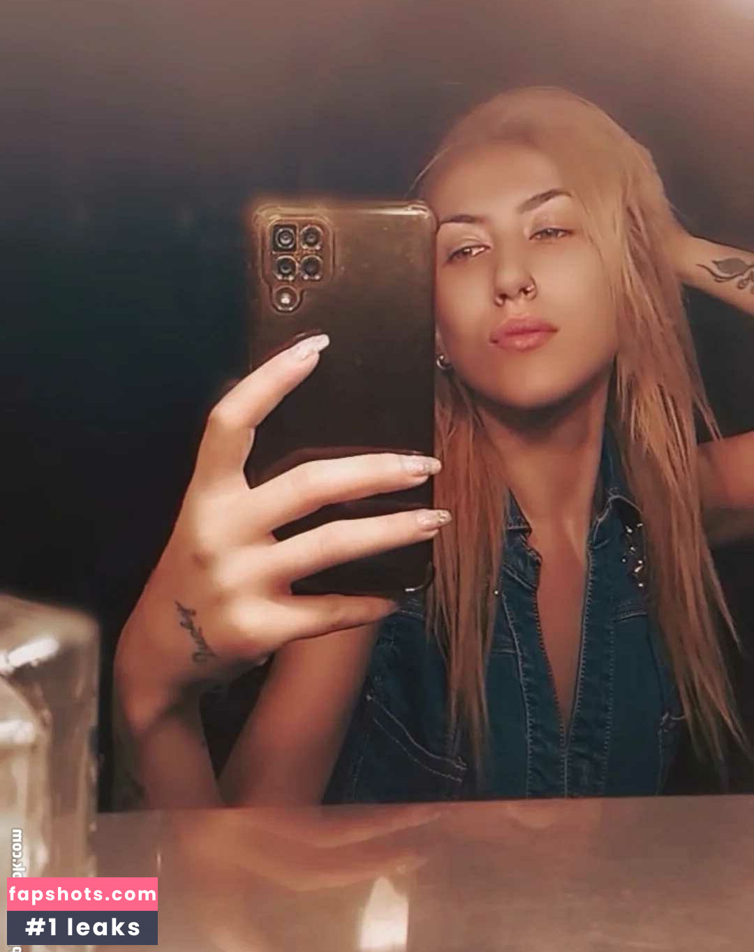 Suela Pahija gallery photo #3