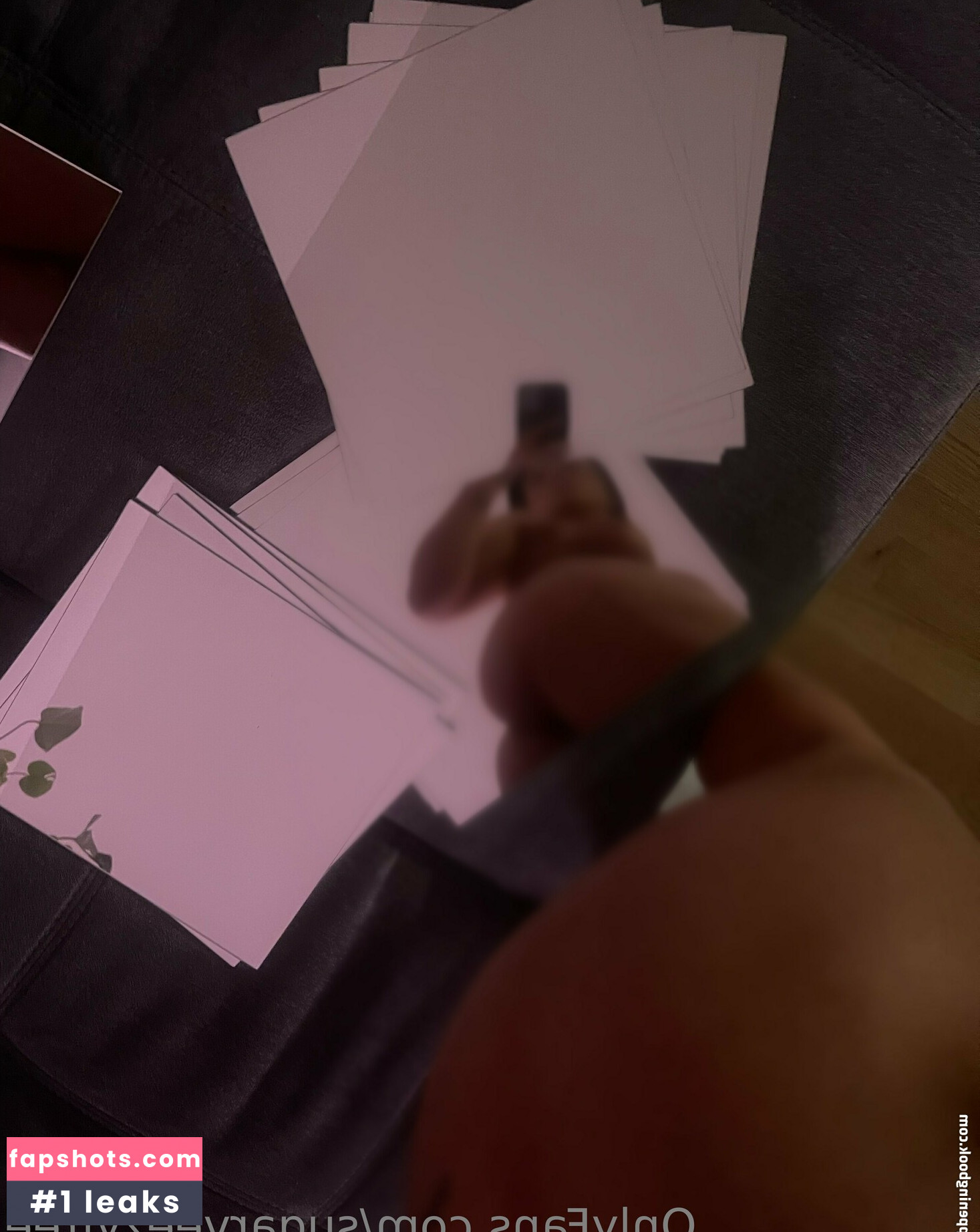 sugarveezyfree gallery photo #2