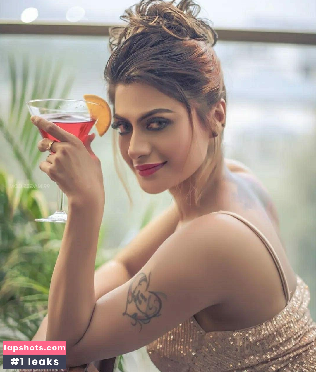 Suhaani Laskar gallery photo #25