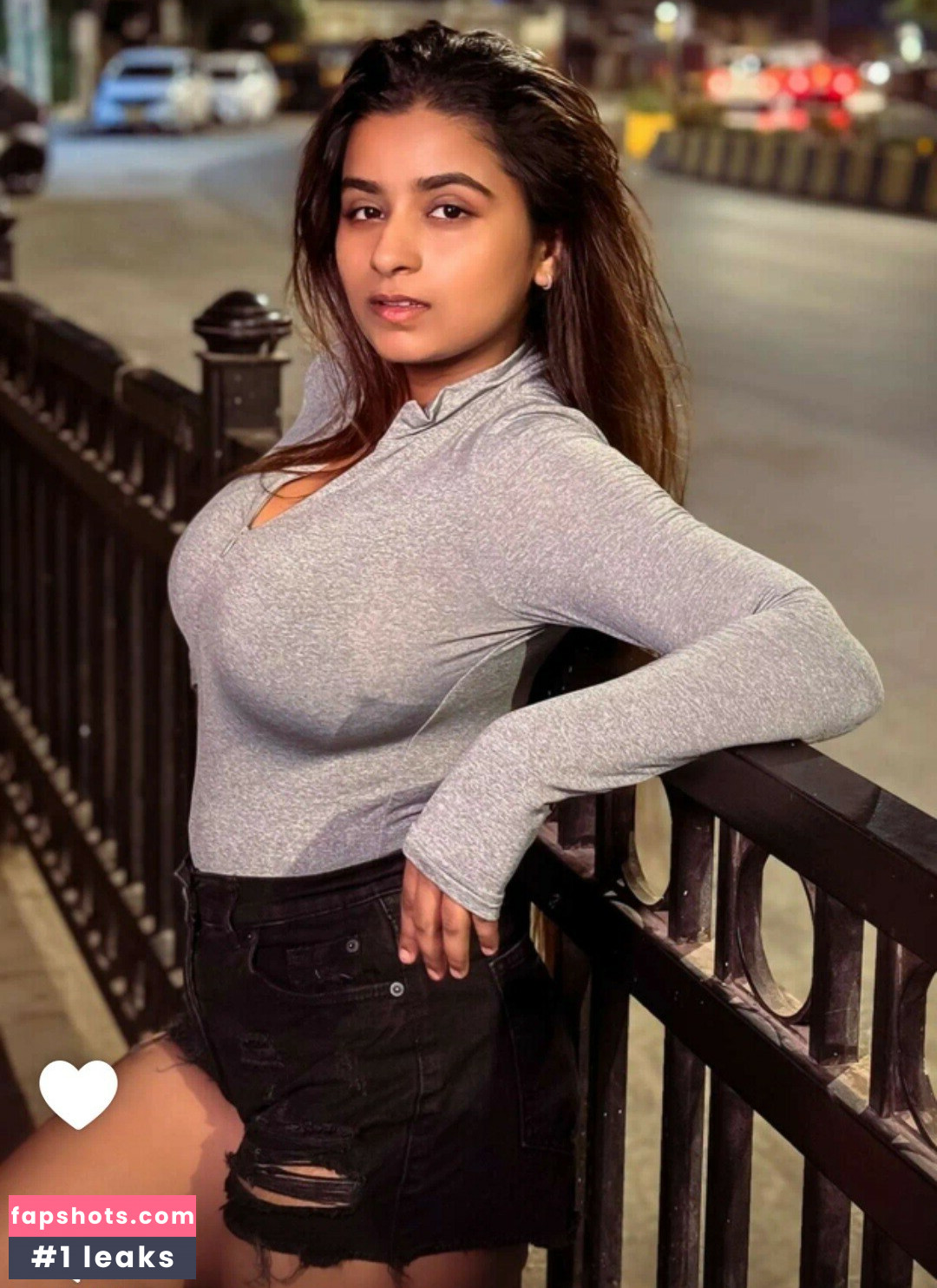 Suhana Khan gallery photo #103