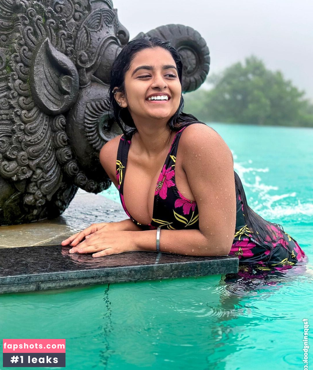 Suhana Khan gallery photo #157