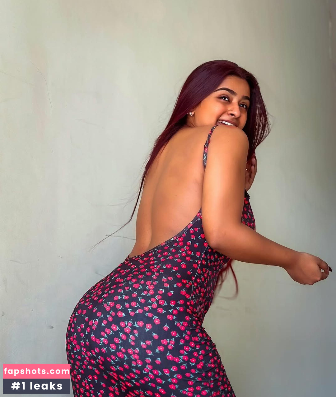 Suhana Khan gallery photo #17