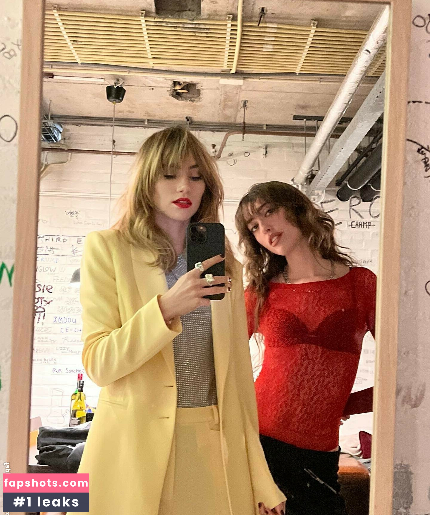 Suki Waterhouse Nahé úniky fotek pouze od fanoušků #159 - Fapshots