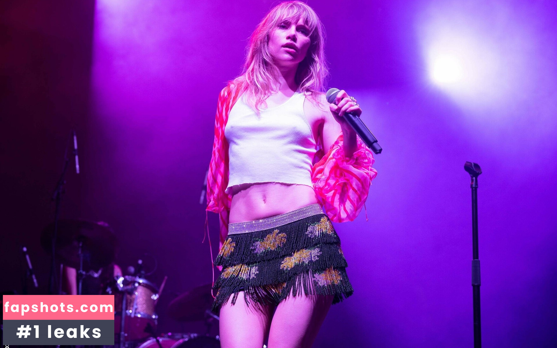 Suki Waterhouse Nahé úniky fotek pouze od fanoušků #160 - Fapshots