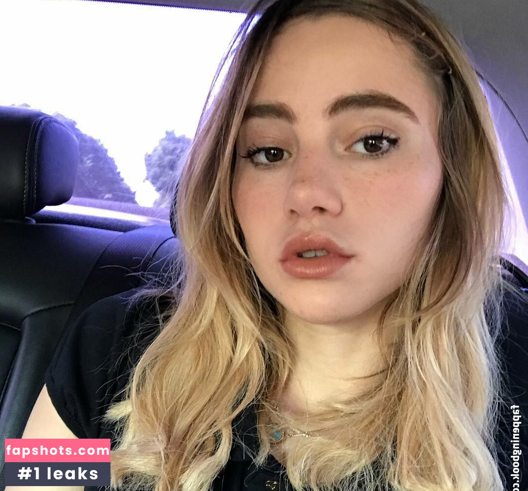 Suki Waterhouse gallery photo #230