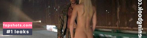 Suki Waterhouse gallery photo #334