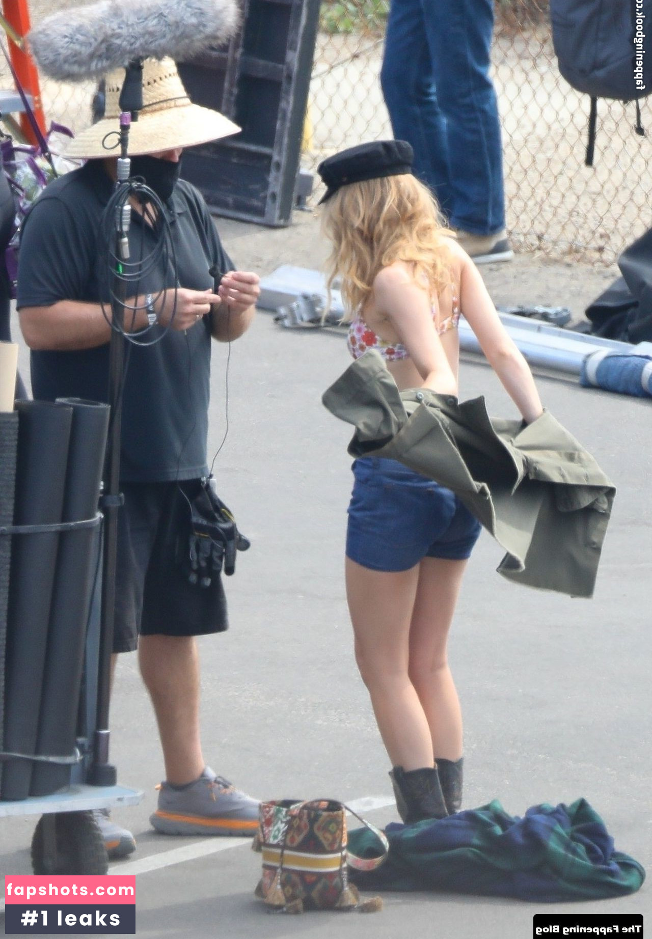 Suki Waterhouse Nahé úniky fotek pouze od fanoušků #408 - Fapshots