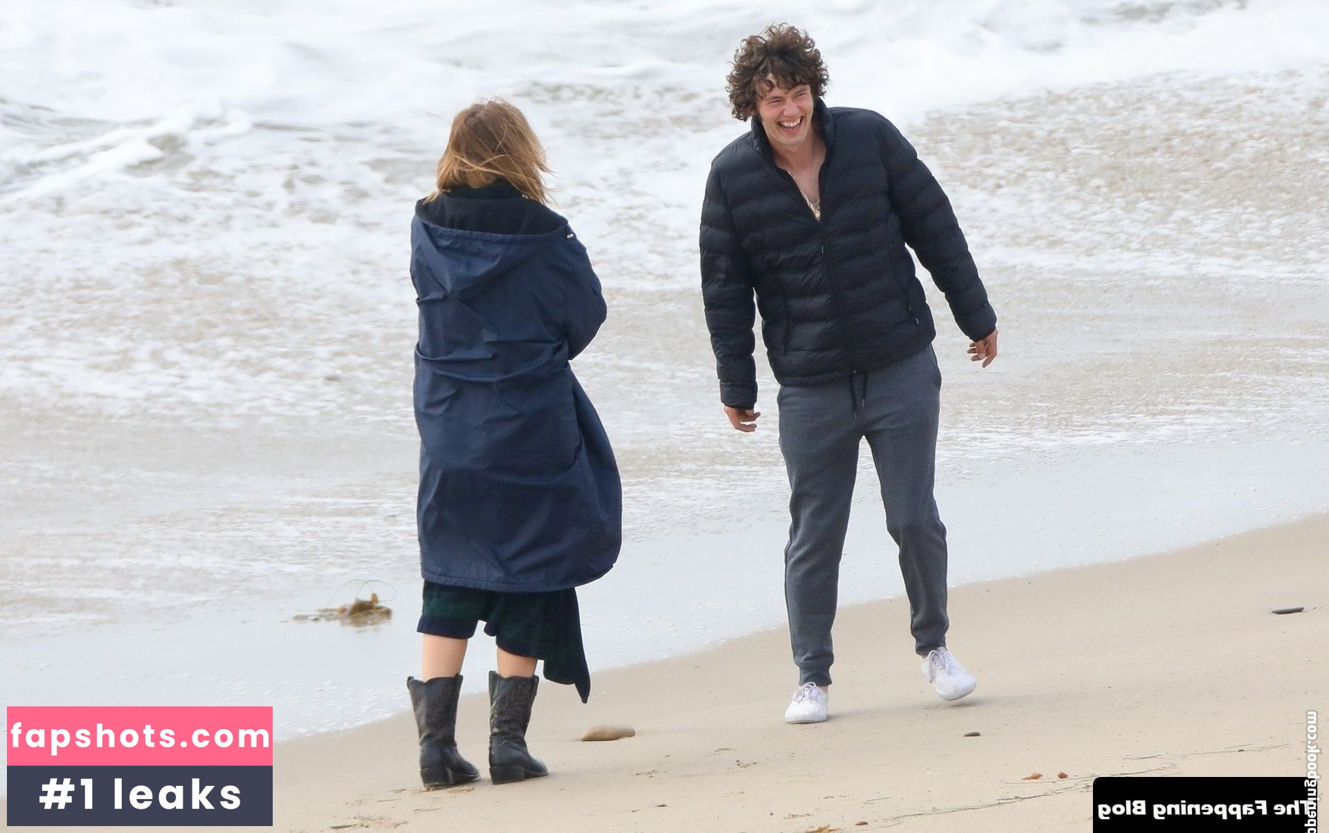 Suki Waterhouse gallery photo #434