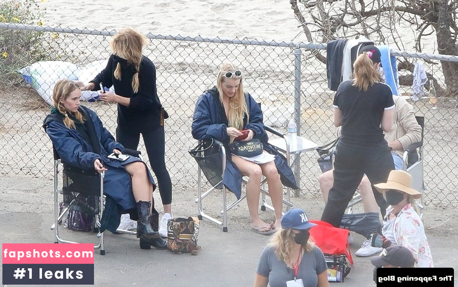 Suki Waterhouse gallery photo #439