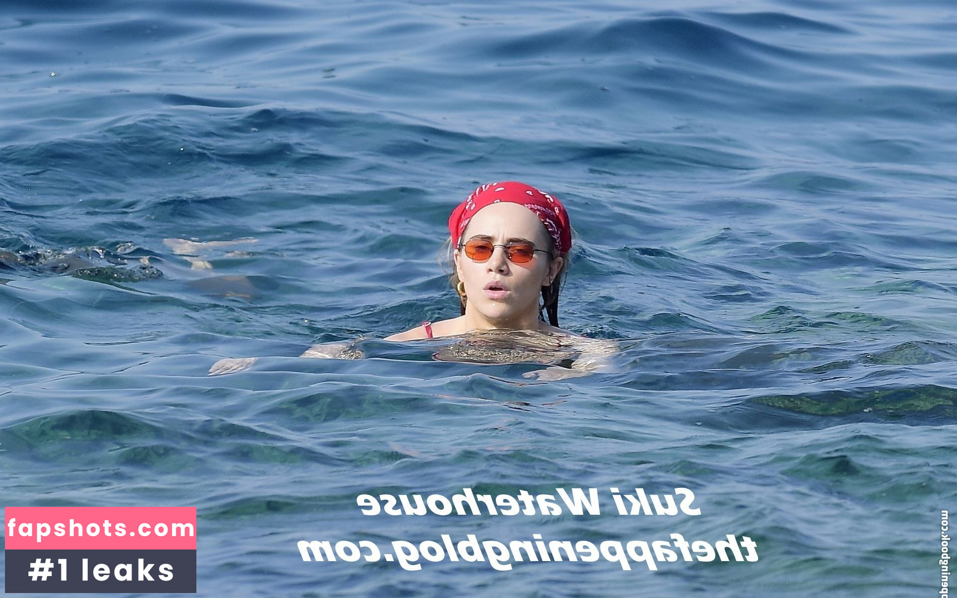 Suki Waterhouse gallery photo #554