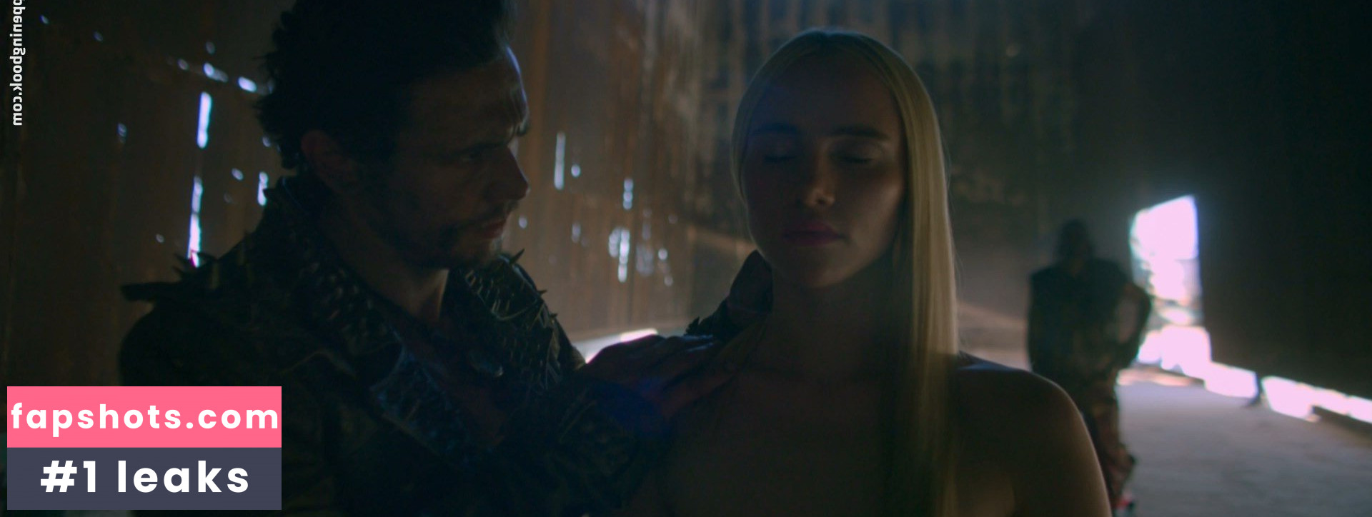 Suki Waterhouse gallery photo #564