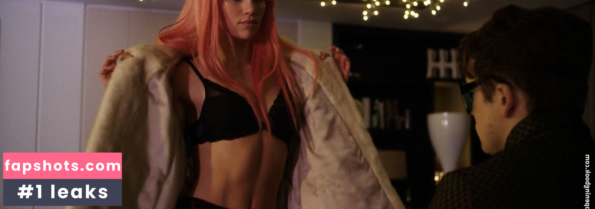 Suki Waterhouse gallery photo #594