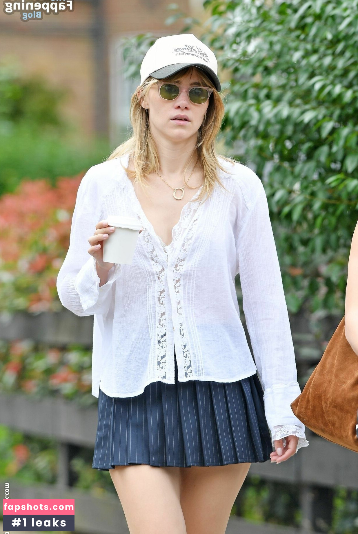 Suki Waterhouse Nahé úniky fotek pouze od fanoušků #64 - Fapshots