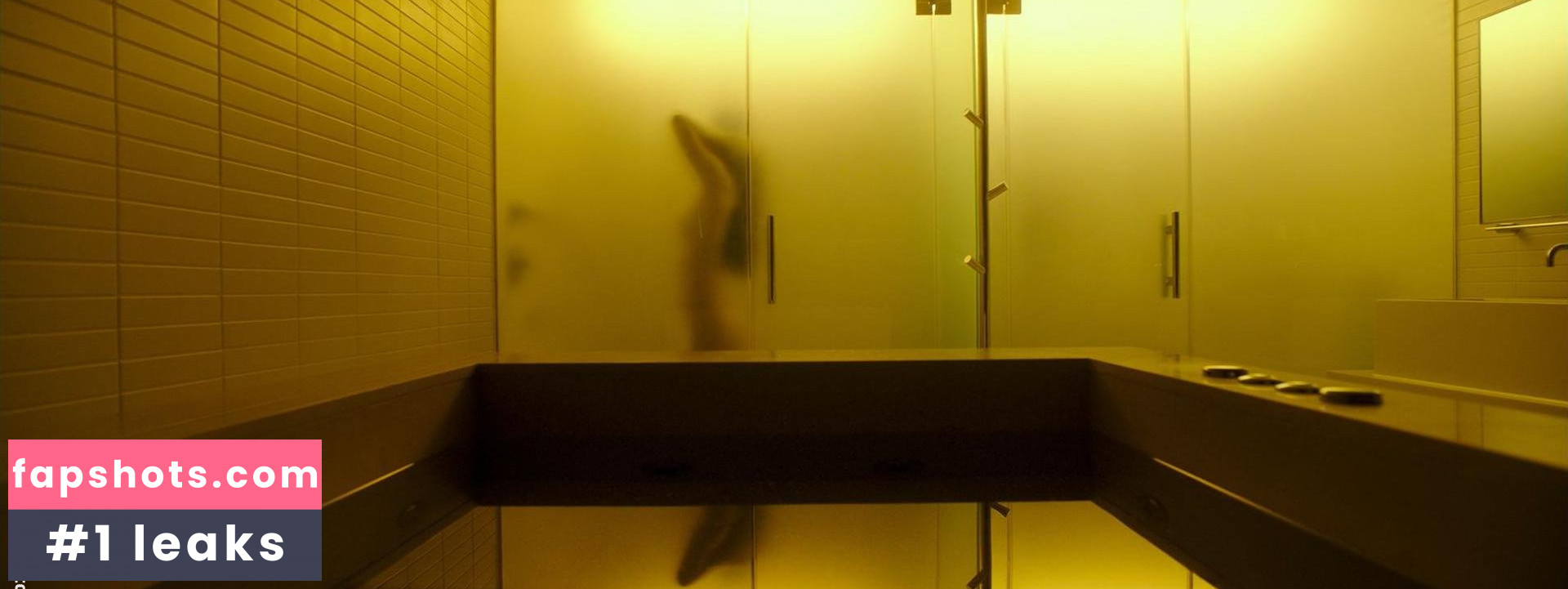 Sulli Choi gallery photo #10