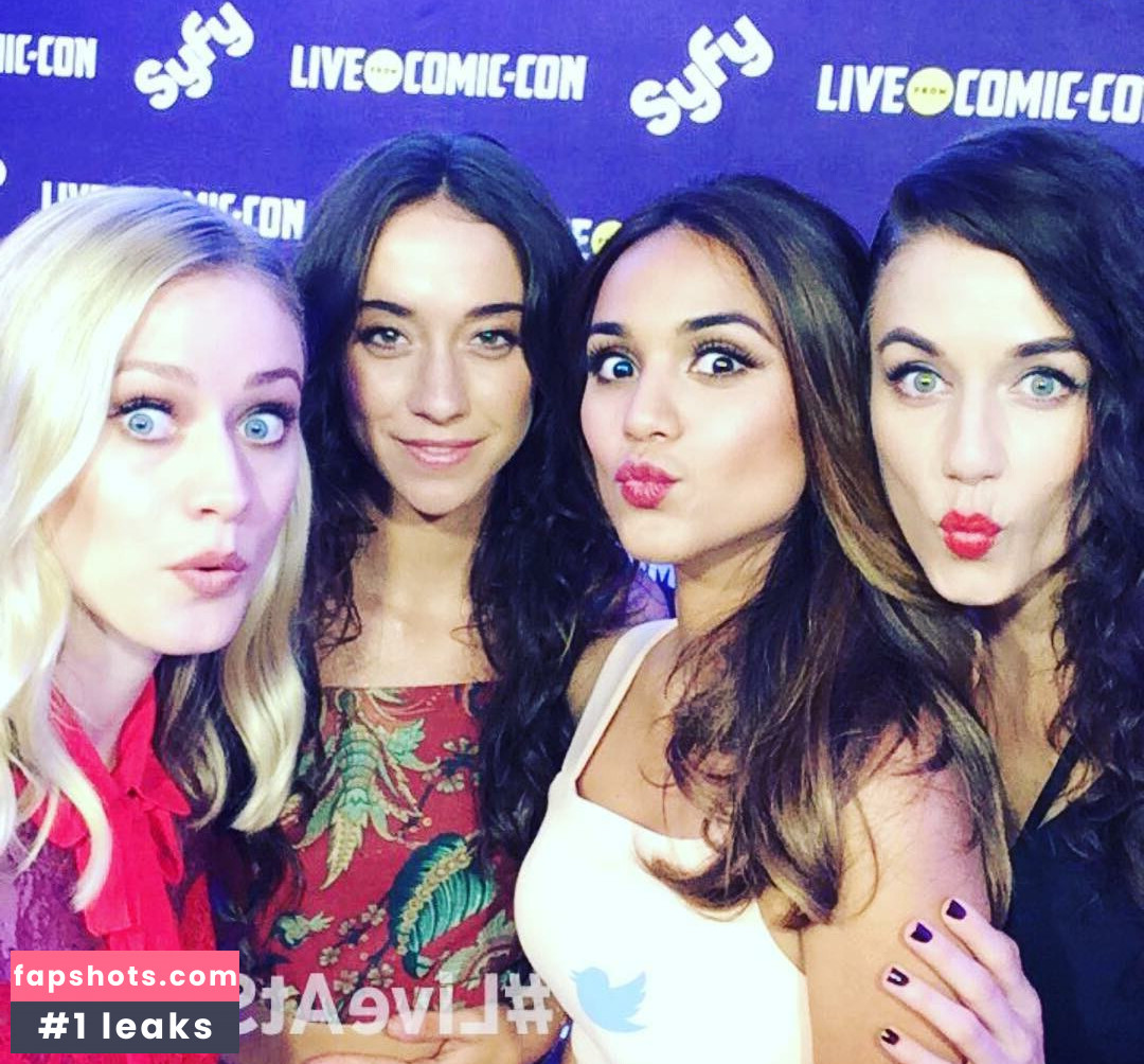 Summer Bishil gallery photo #12