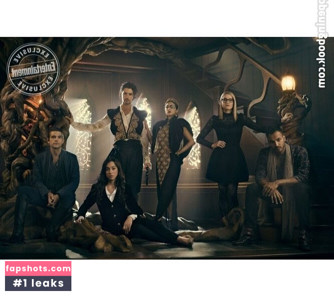 Summer Bishil gallery photo #32