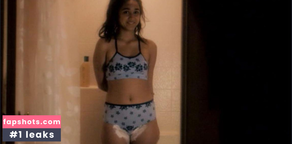 Summer Bishil gallery photo #61