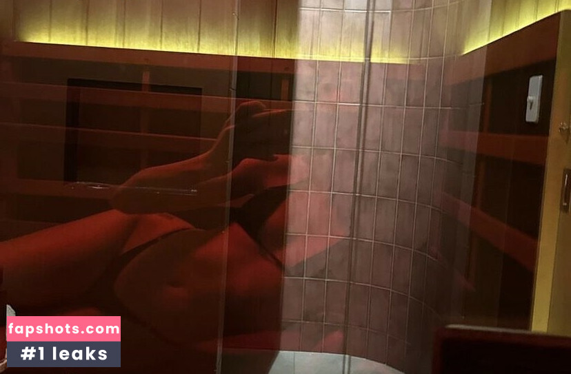 Summer Everitt gallery photo #3