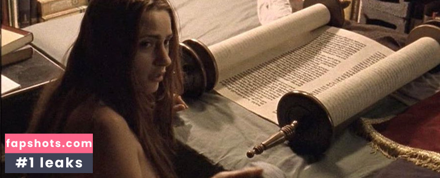 Summer Phoenix gallery photo #8