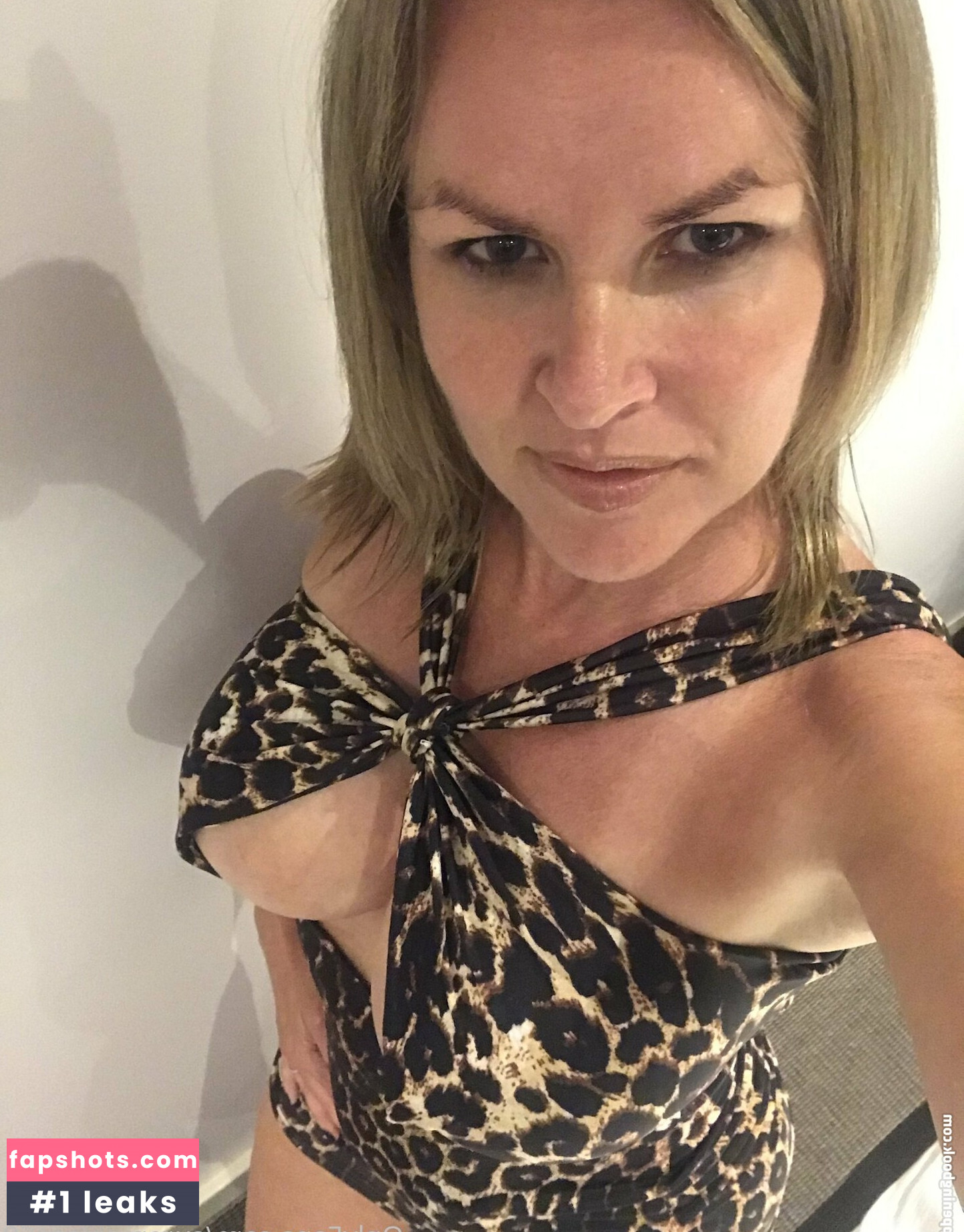 Summer Rose gallery photo #83