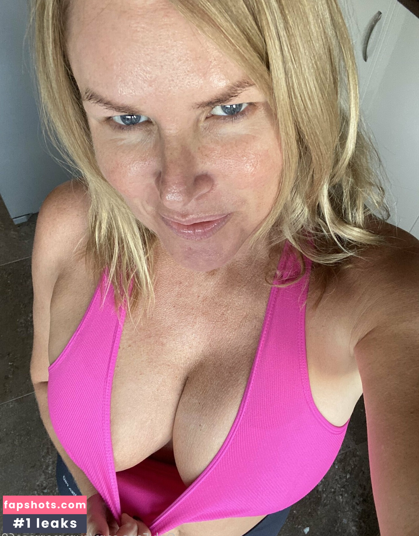 Summer Rose gallery photo #88