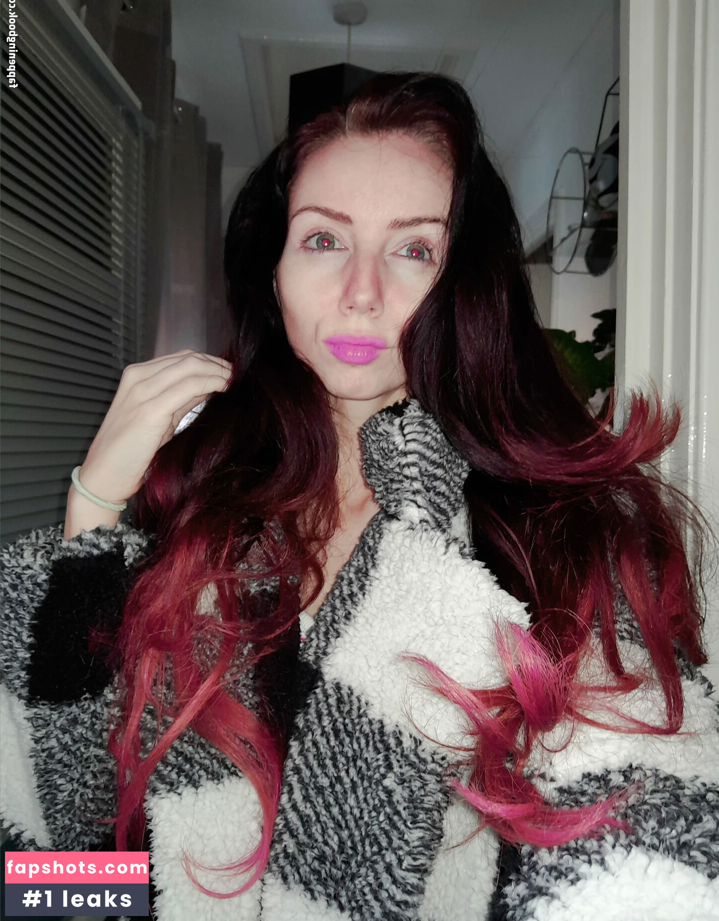 Summer Siempre Nude Leaks OnlyFans Photos #16 - LeakJerk